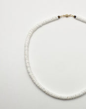 Load image into Gallery viewer, Kids River Shell Necklace
