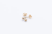 Load image into Gallery viewer, 14K GOLD FILLED 3MM BALL STUD EARRINGS
